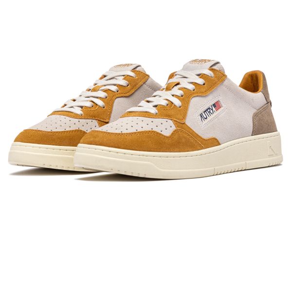 Autry Medalist Low Sneaker Off White/Bruin/Oranje