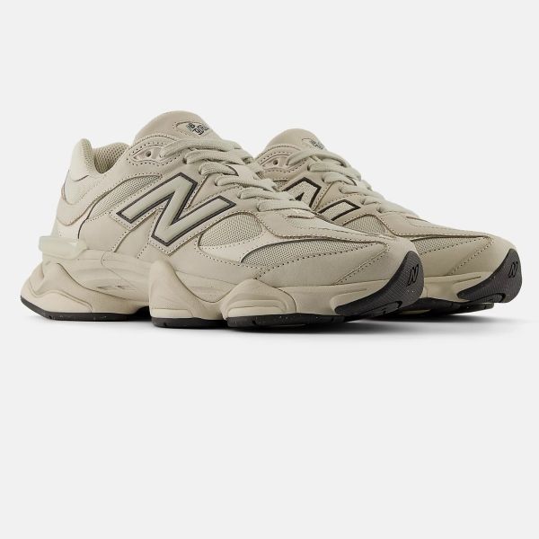 New Balance 9060 Sneaker Beige