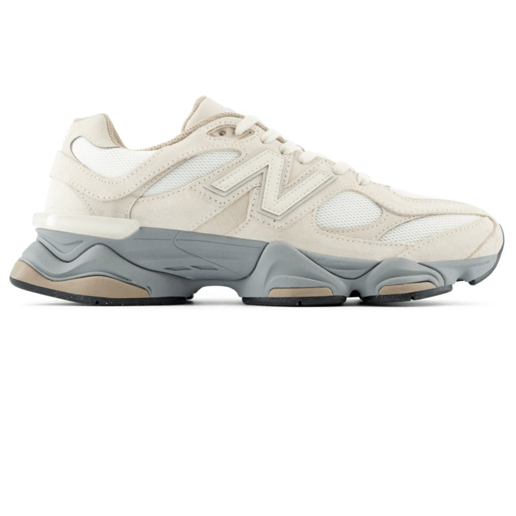 New Balance 9060 Sneaker Beige
