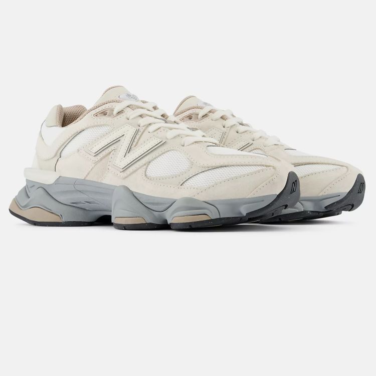 New Balance 9060 Sneaker Beige