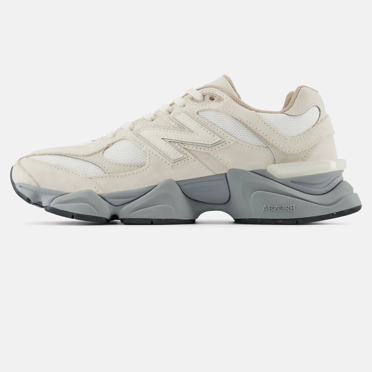 New Balance 9060 Sneaker Beige