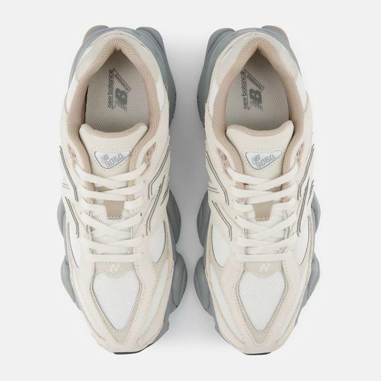 New Balance 9060 Sneaker Beige