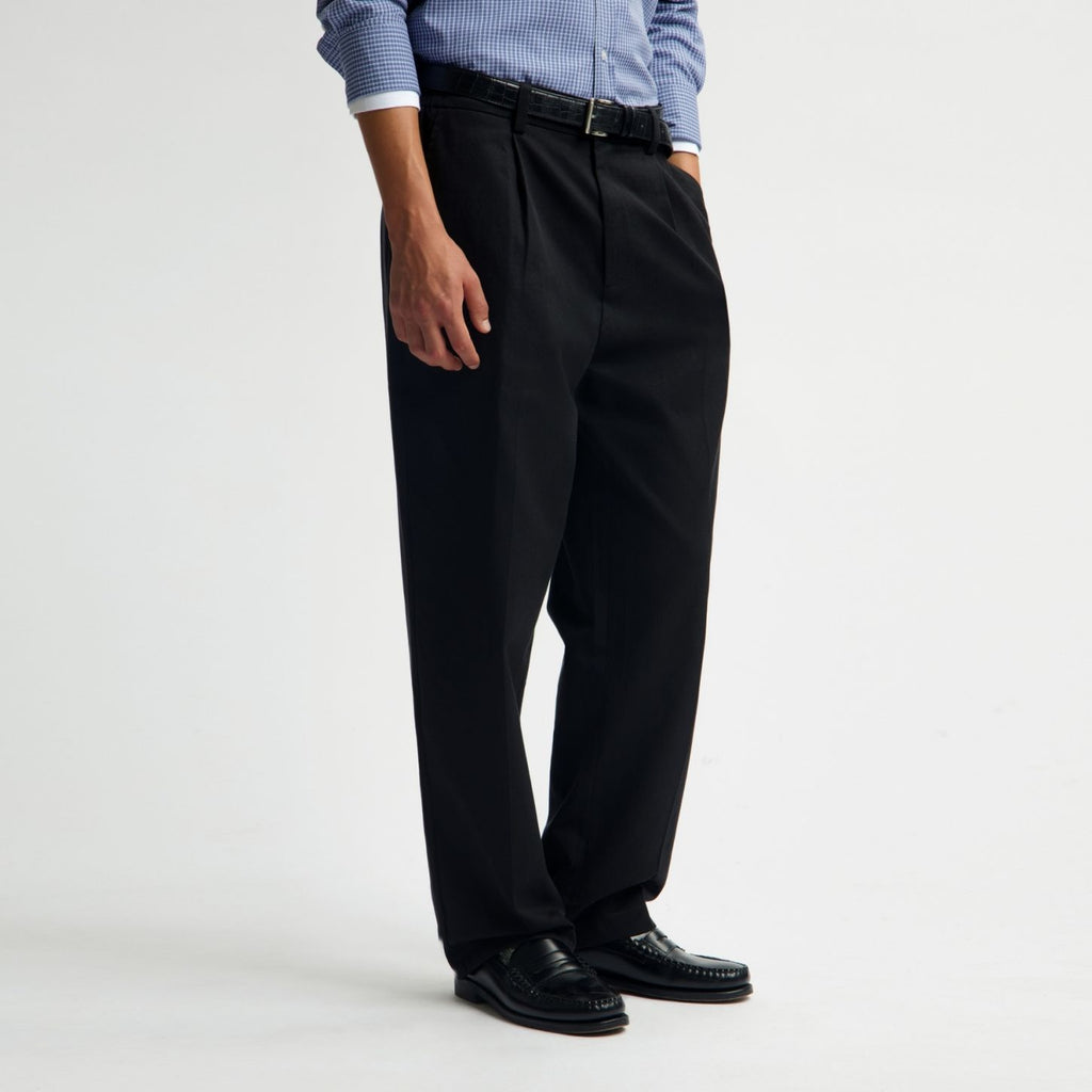 Olaf Regular Pleated Bukser Sort