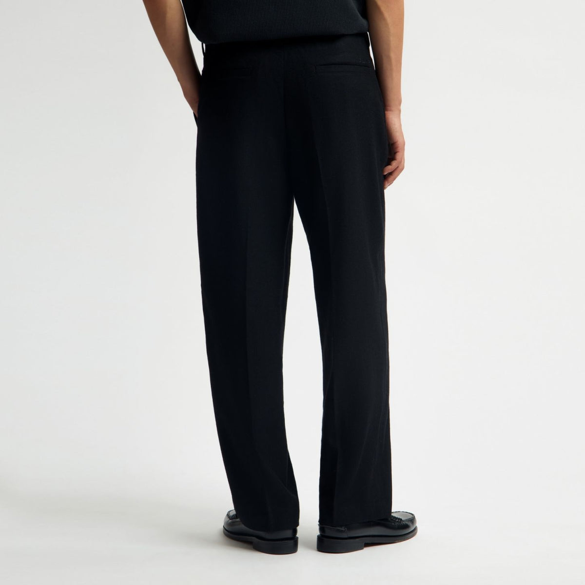 Olaf Wool Barrel Leg Bukser Sort