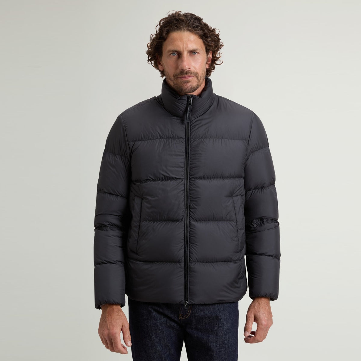 Woolrich Cloud Eagle Puffer Sort