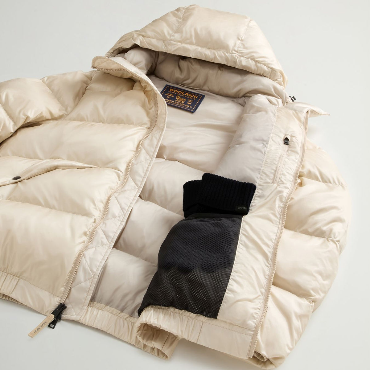 Woolrich Pertex dunjakke beige