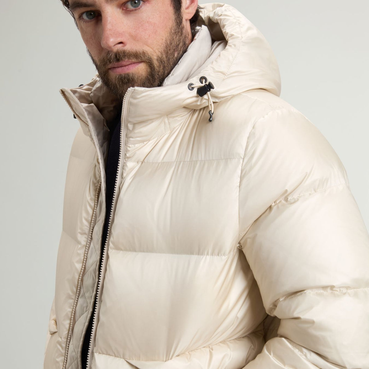 Woolrich Pertex dunjakke beige
